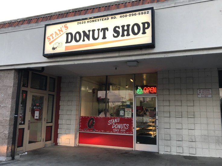 Stan's Donut Shop in Santa Clara, California